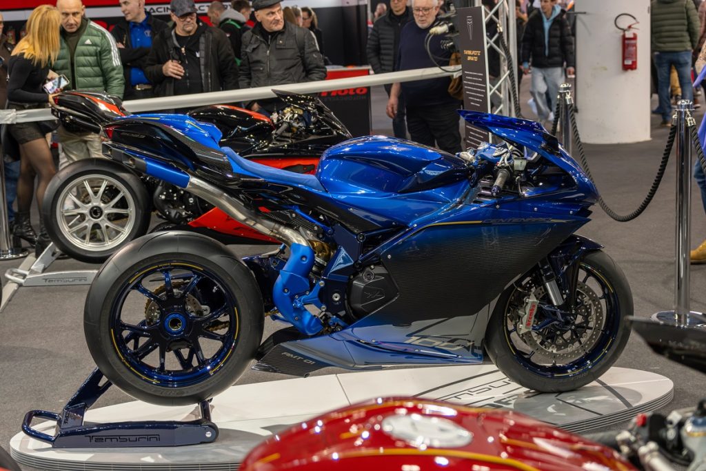 20 Sports Motorbike Models That Look Badass - Motor Mox