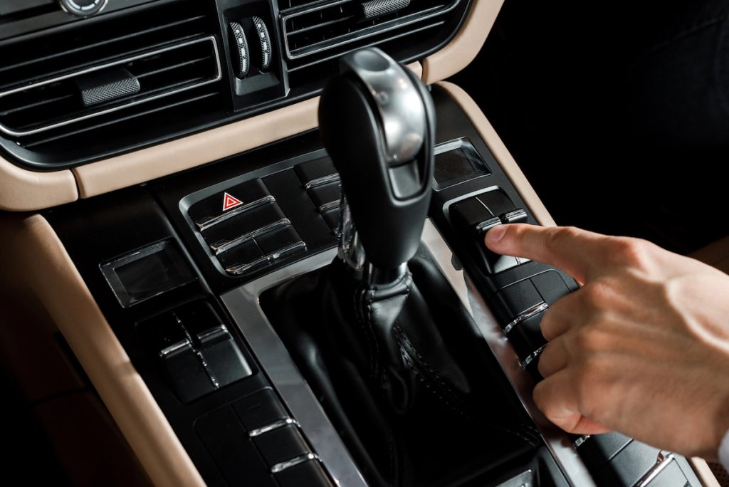 how to change gears on a car