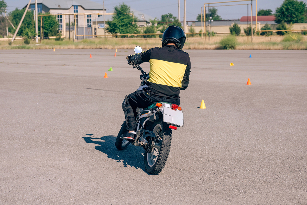 how to drive a motorcycle