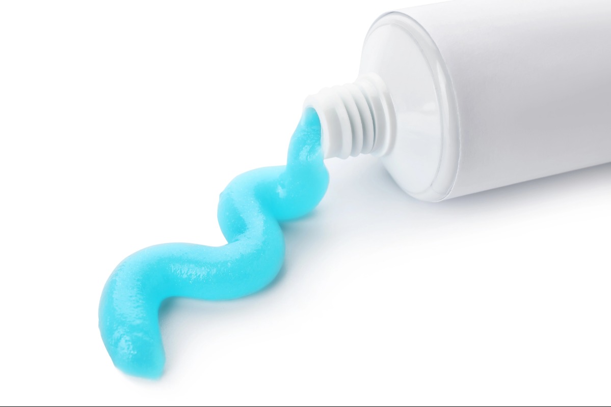 how to clean headlights