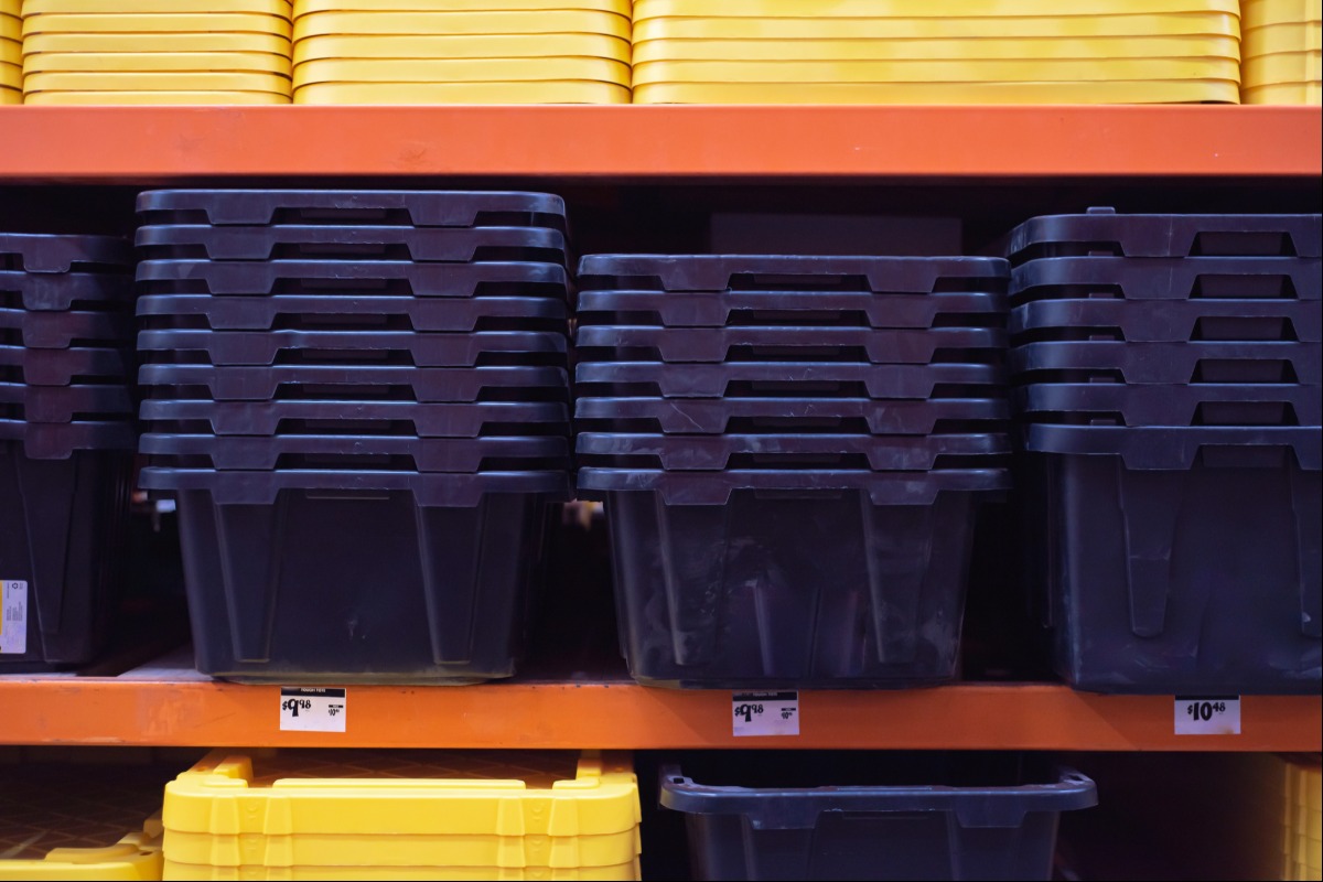 under camper bed storage