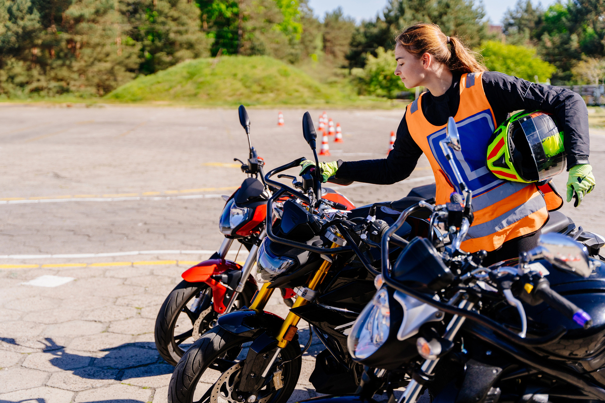 how to drive a motorcycle