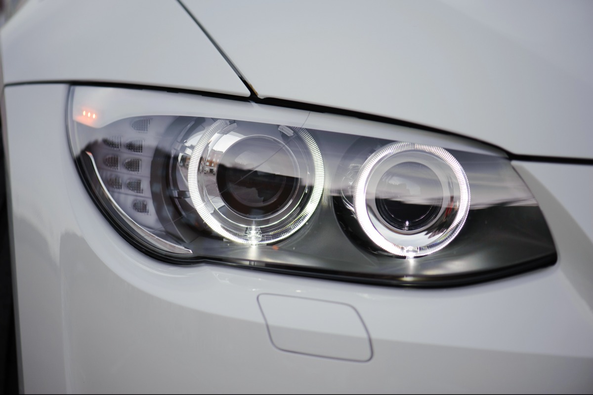 how to clean headlights