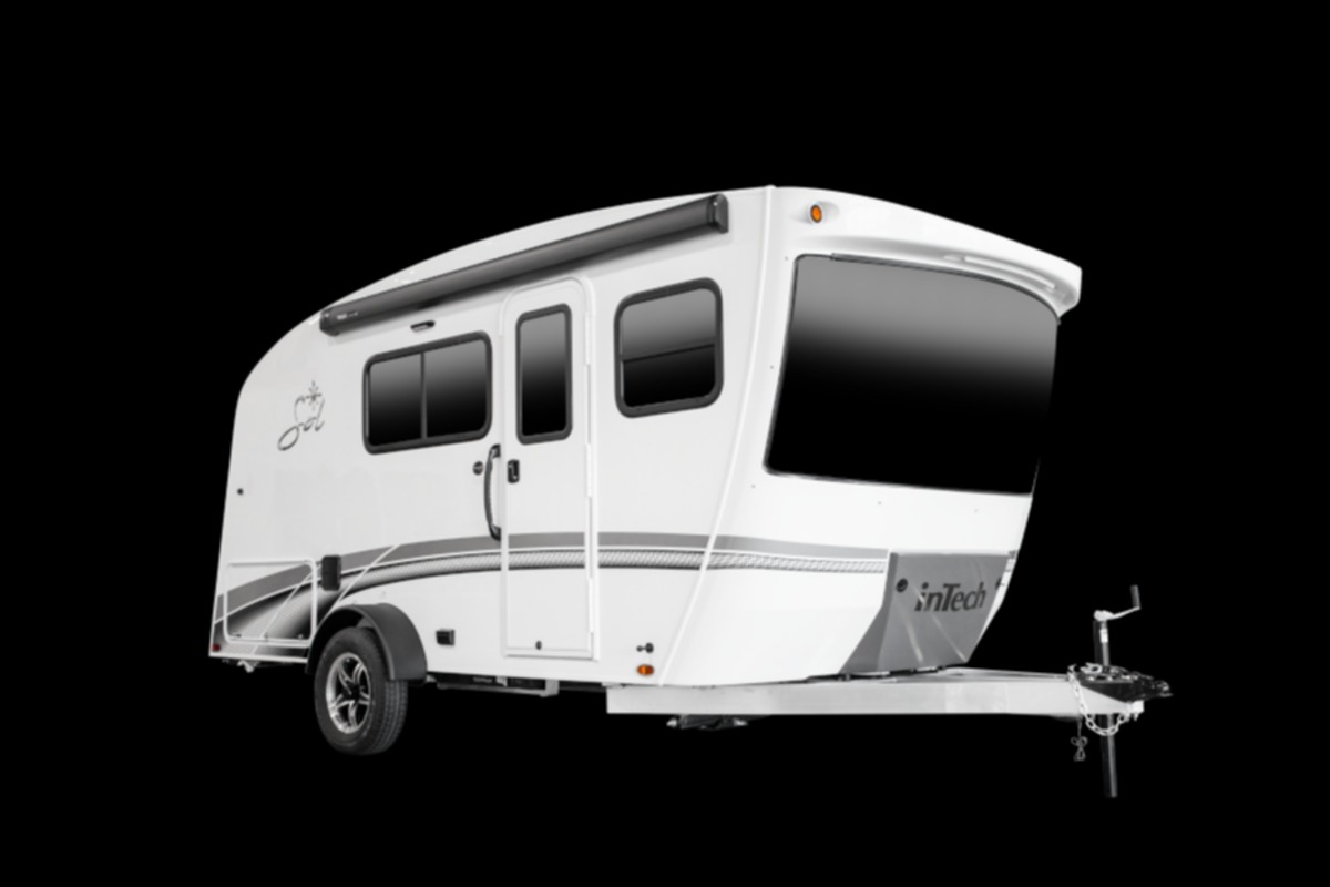 ravel trailers under 5000 lbs